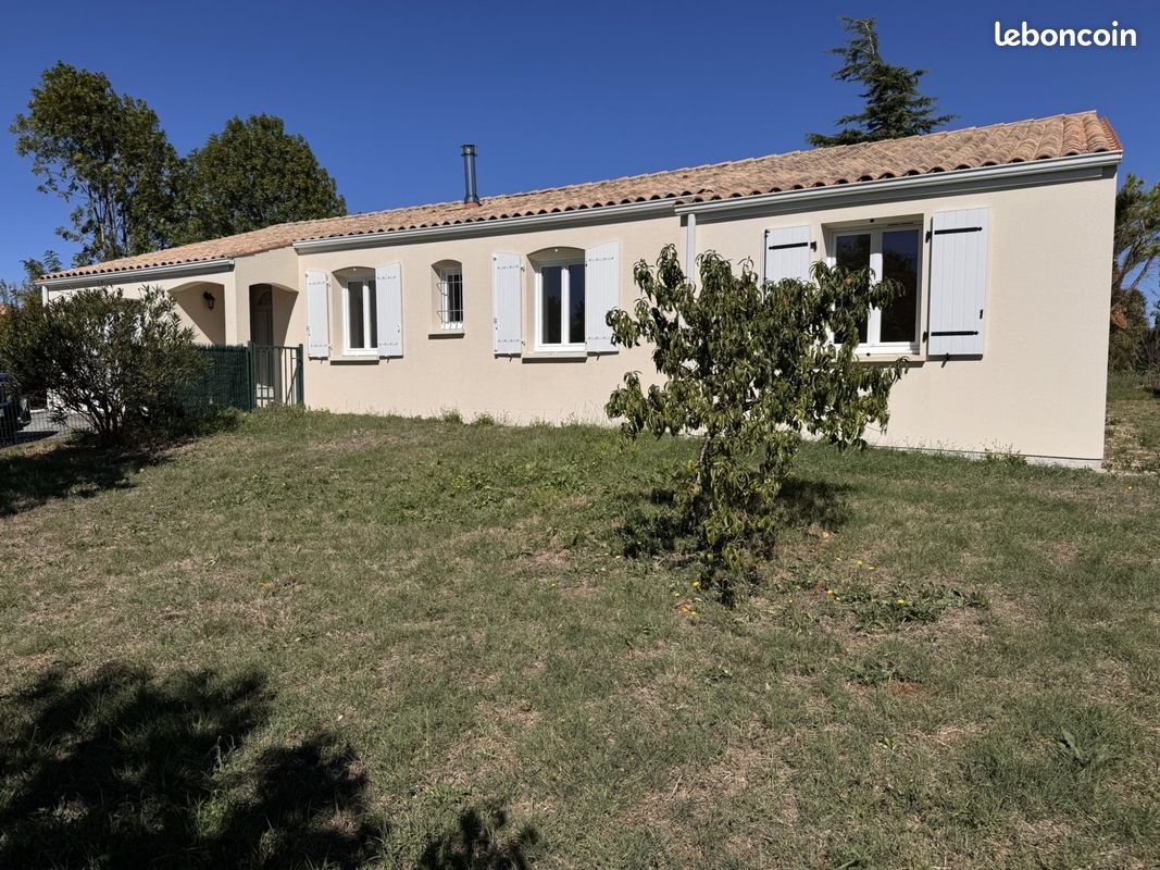 Maison 5 pièces 110 m² · à Saint-Georges-des-Coteaux · 110 m² · 249 900 €