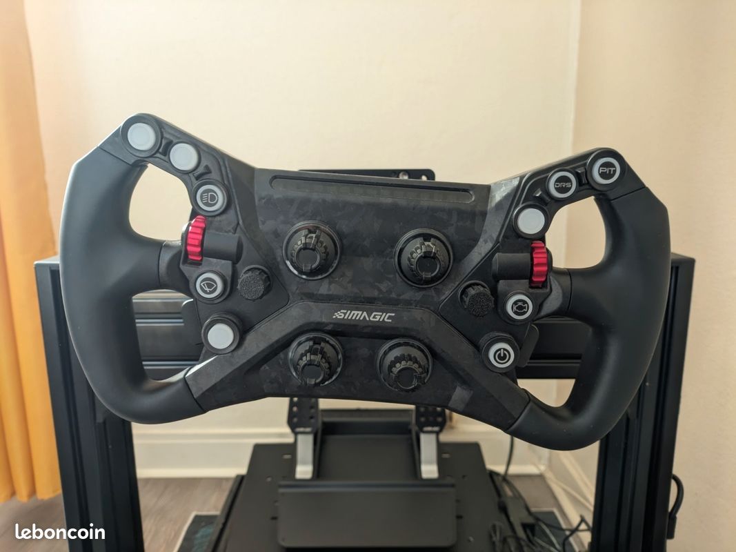 Simagic GT Neo (image 1)