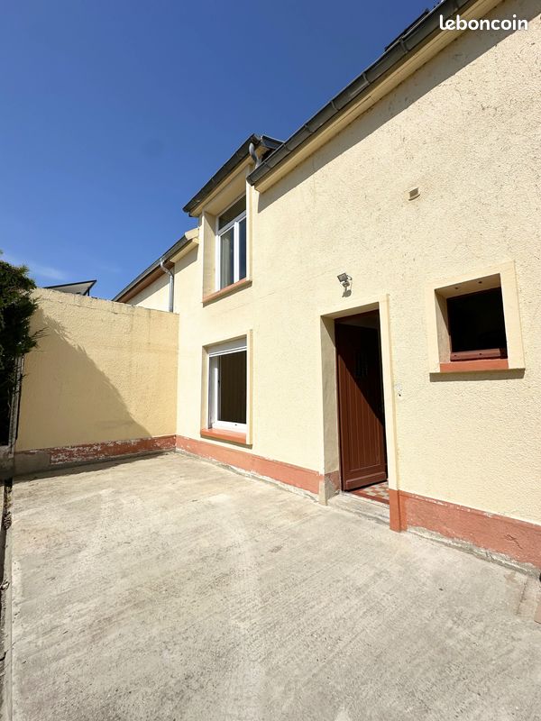 Maison 3 pièces 90 m² · à Hangest-sur-Somme · 90 m² · 147 900 €