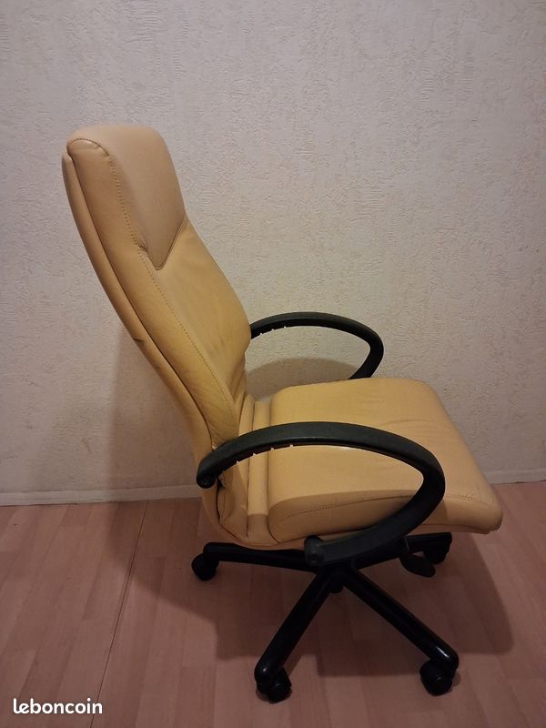 Chaise bureau cuir très qualitatif très bon état (image 4)
