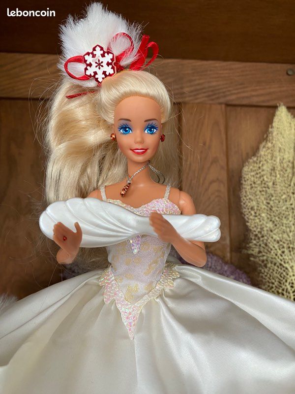 Poupée Barbie 1990 Happy holidays spécial Edition china Jeux