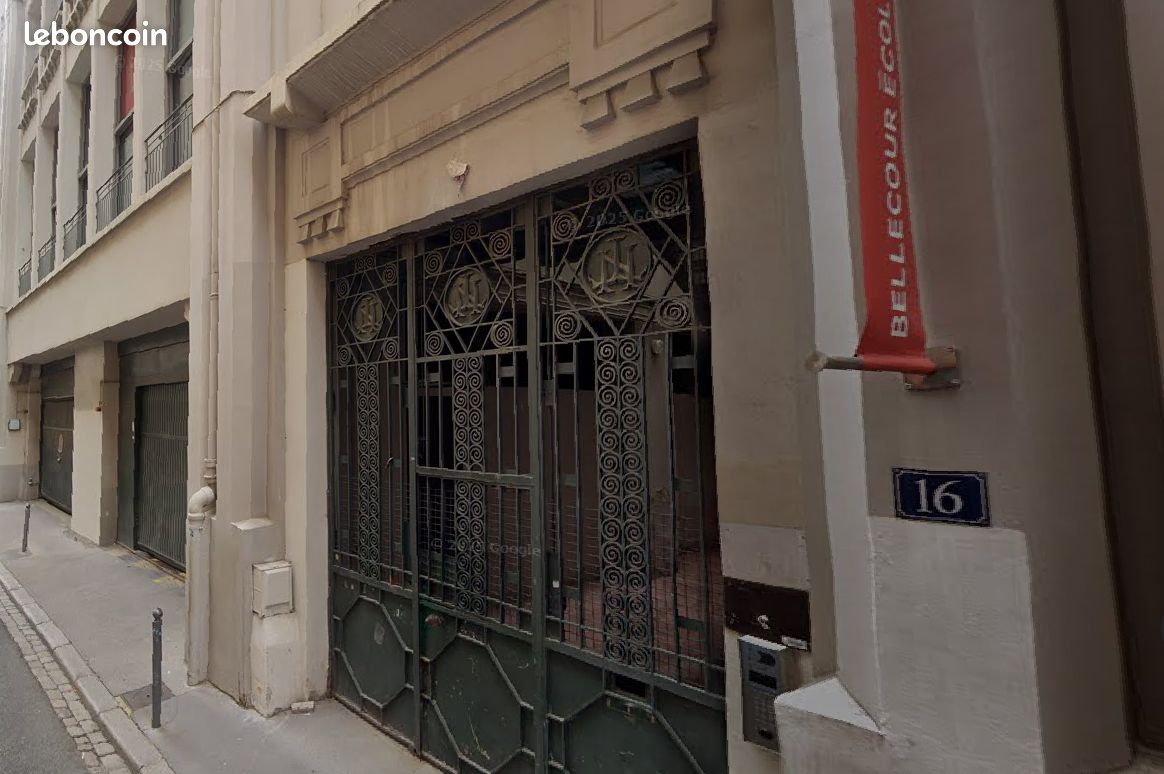 Location place de parking - lyon 2 · 193 €/mois