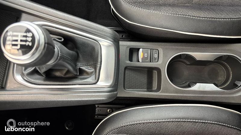 Renault Captur 1.0 TCe 90ch SL Rive Gauche (image 23)