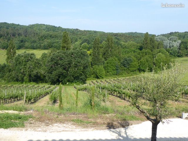 Super vue sur la vallée - Studio ideal single person/ couple ( babies welcome, we have a cot)/ or 2 friends (image 3)