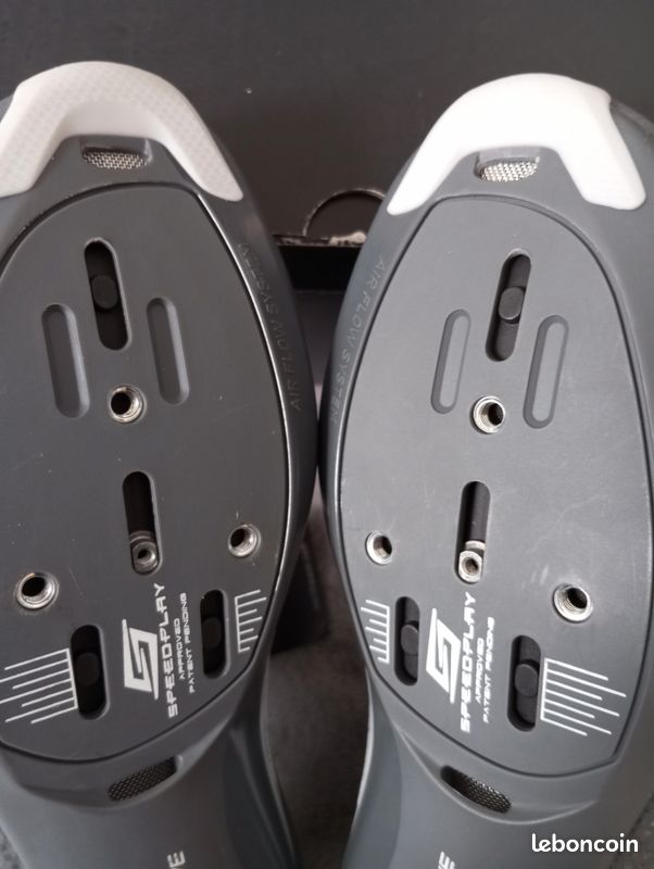 Chaussures De Cyclisme Peloton D'occasion - Taille UK 5 / EU 38, Avec
