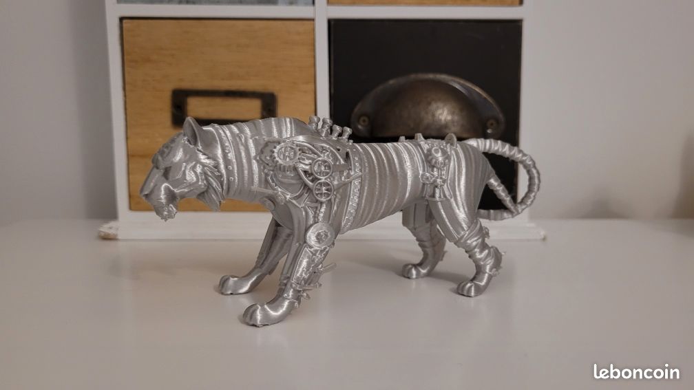 Tigre mécanique décoratif – impression 3D – pièce originale longueur 12 cm (image 1)
