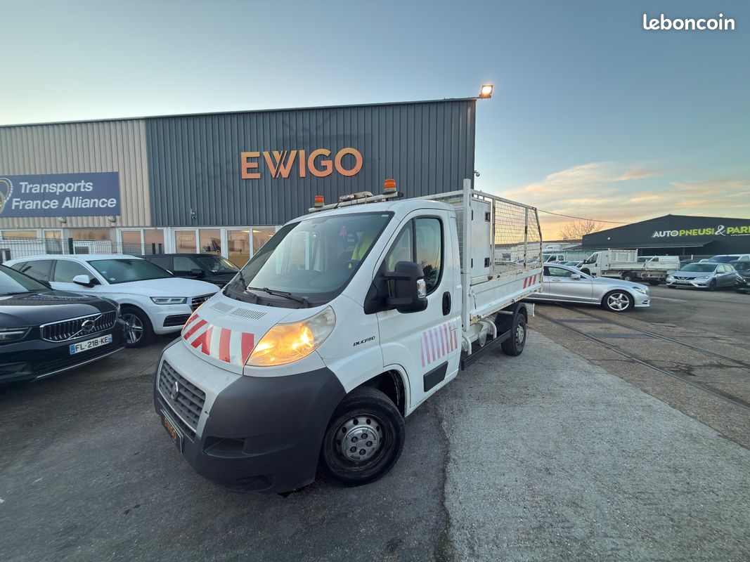 Fiat ducato vu 2.3 mjt - 130ch - caméra de recul - benne articulee - faible kilometrage - attelage (image 1)
