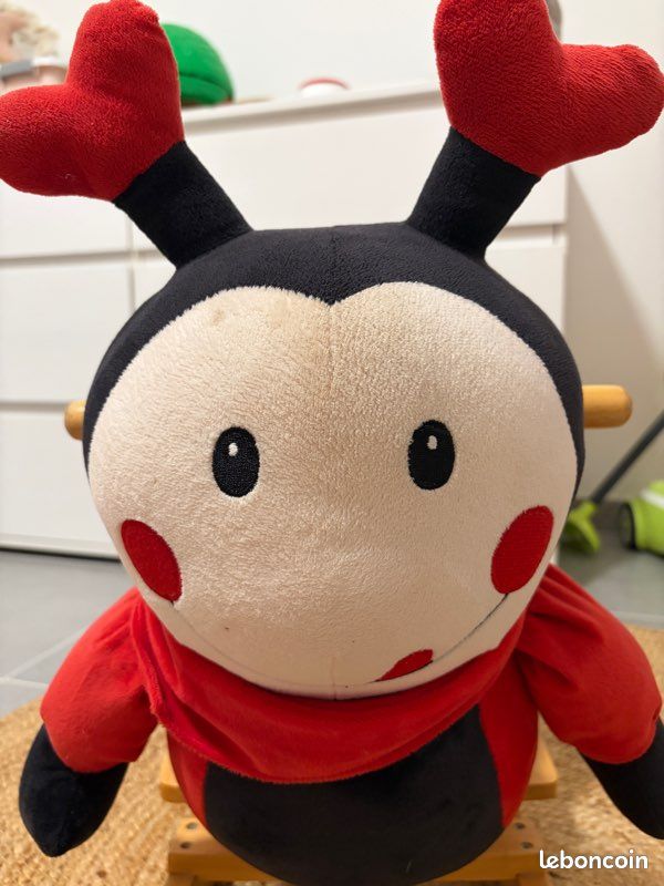 Plush & Company Peluche Cucujy Coccinelle 25 Cm - Jouet Doux Et Cadeau Unique