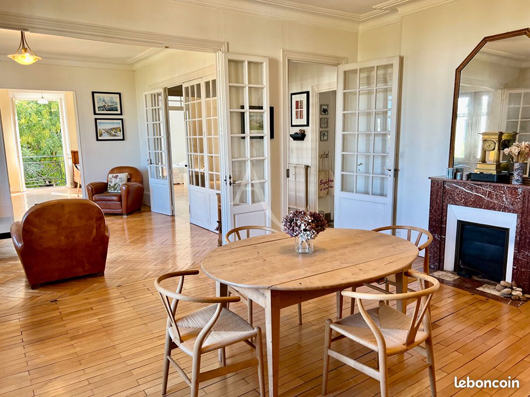 Appartement 6 pièces 141 m² · à Clermont-Ferrand · 141 m² · 389 500 €