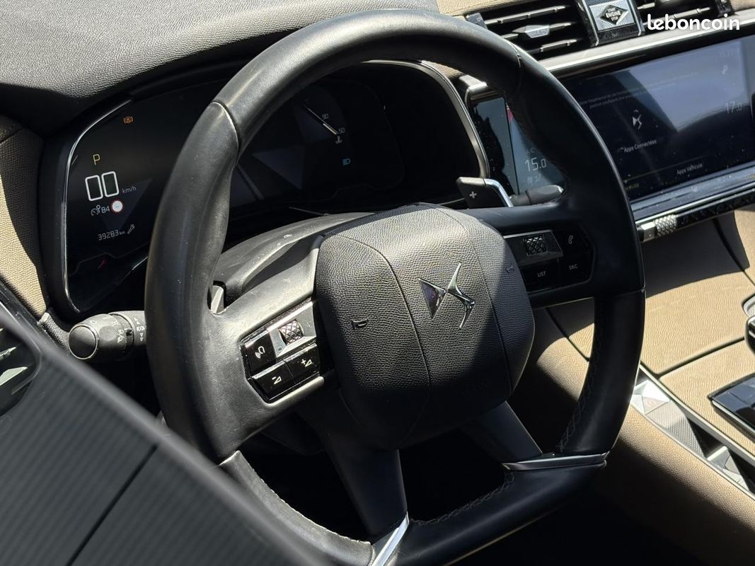 DS DS 7 CROSSBACK 2.0 BlueHDI 180 EAT8 Business (image 24)