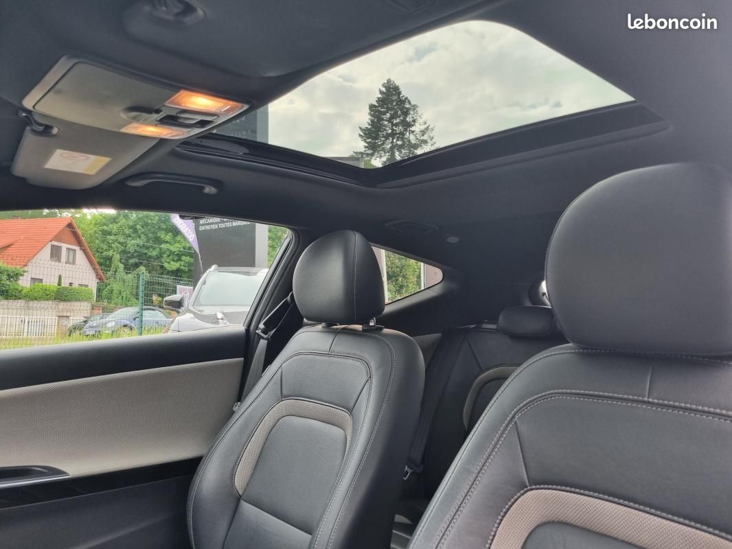 Kia Cee'd 1.6L GDI 135 ch BVM6 Premium (image 5)