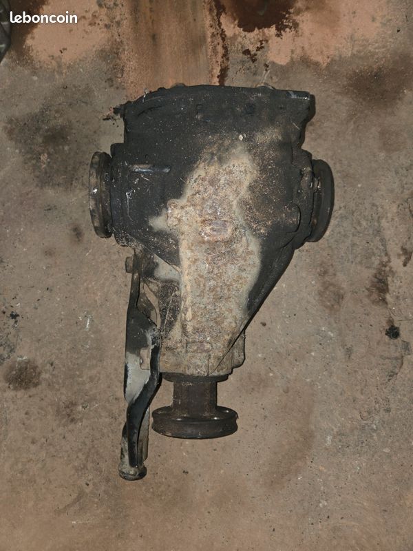 Pont arrière BMW E34 3.15 gros carter (image 1)