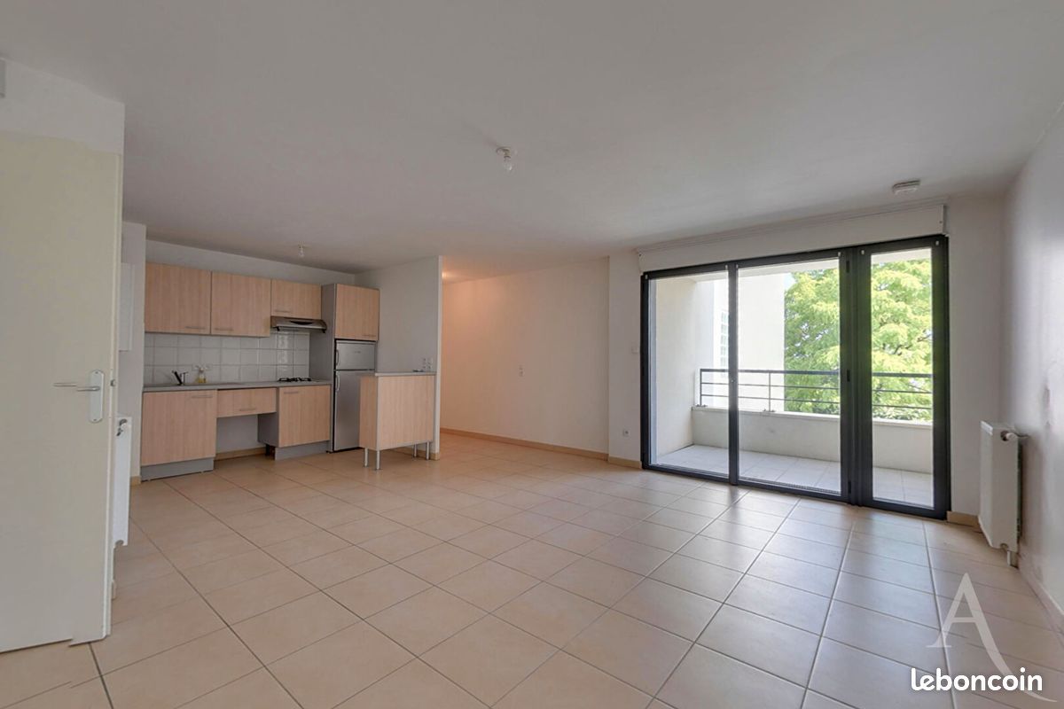 Appartement 3 pièces 61 m² · à Montreuil · 61 m² · 1 320 €