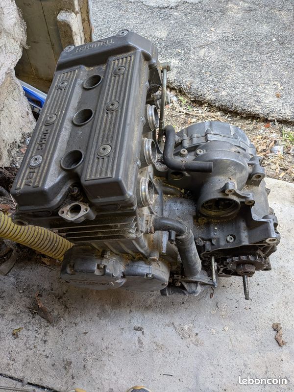 Moteur Triumph Trophy 900 (image 1)