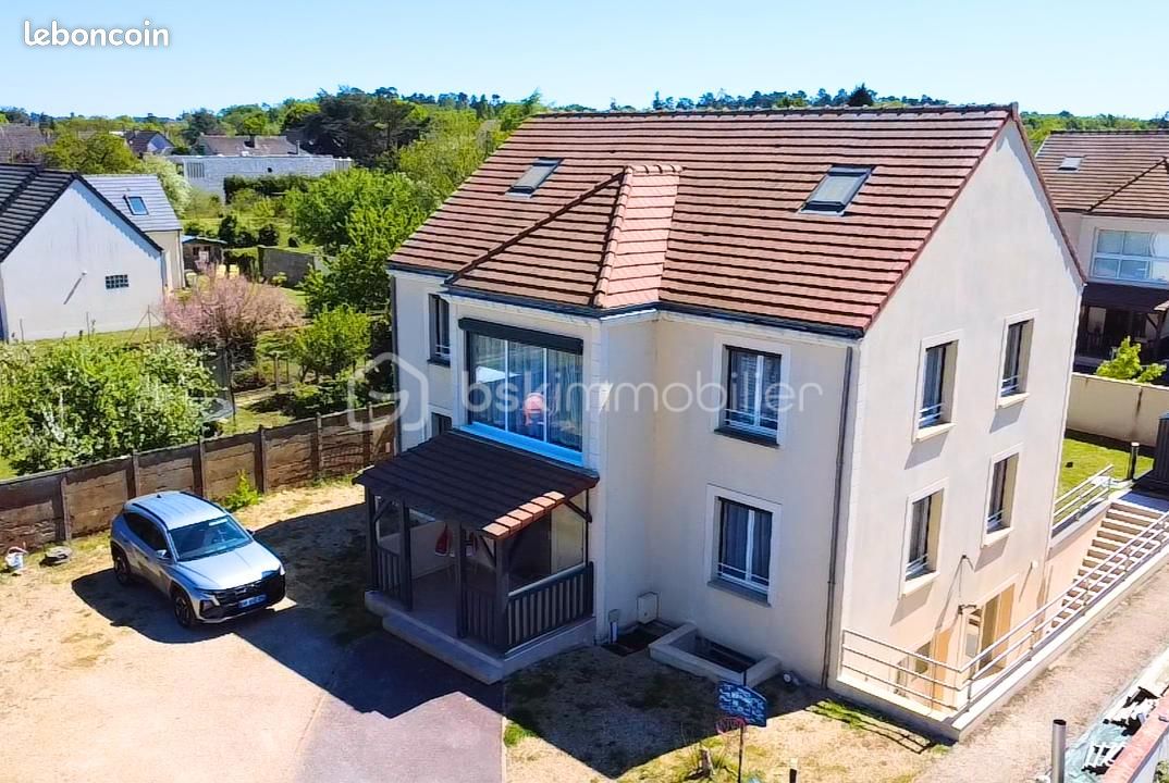 Maison 7 pièces 210 m² · à Saint-Pierre-lès-Nemours · 210 m² · 456 000 €