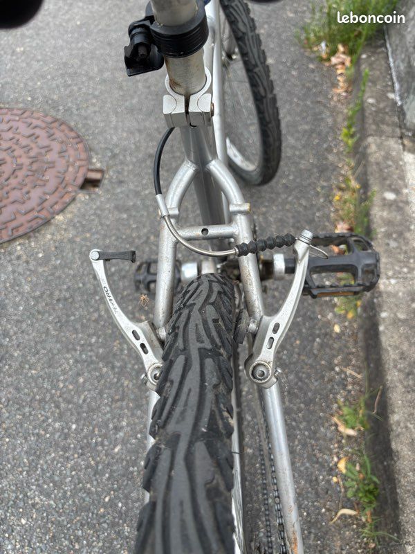 Velo fille taille m (image 4)