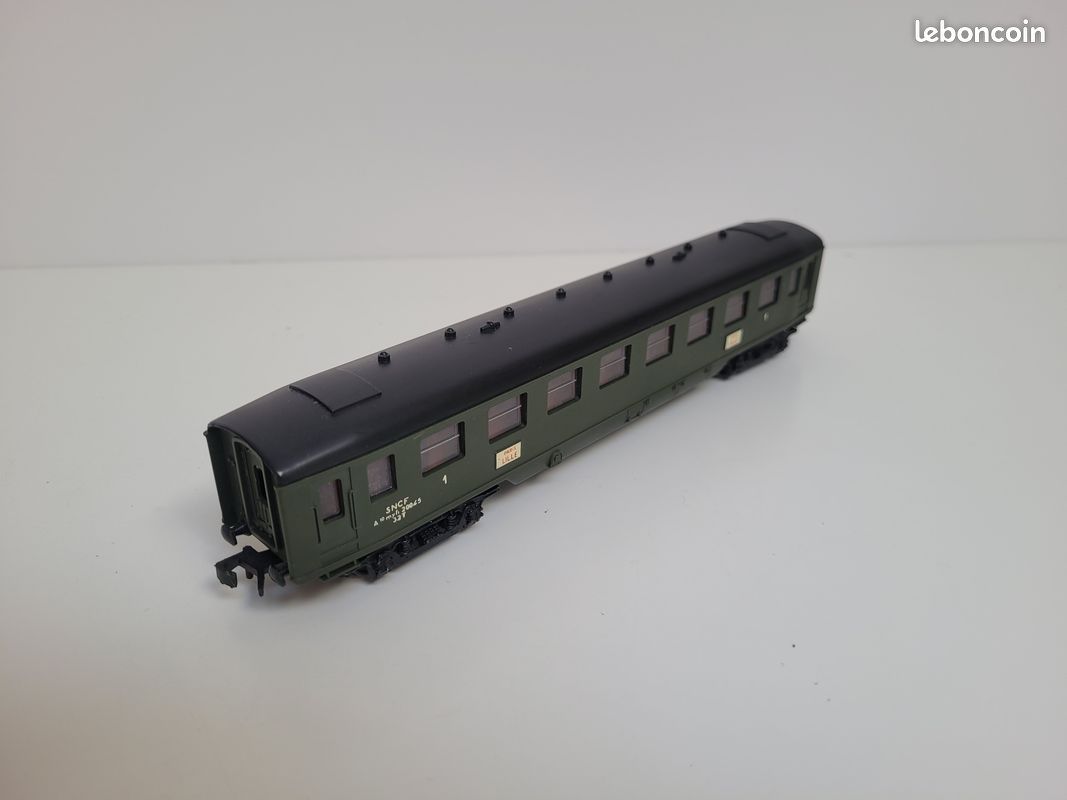 Train wagon N° 7340 Voiture voyageurs 1 ère classes type forestier Paris Lille HORNBY ACHO (image 8)