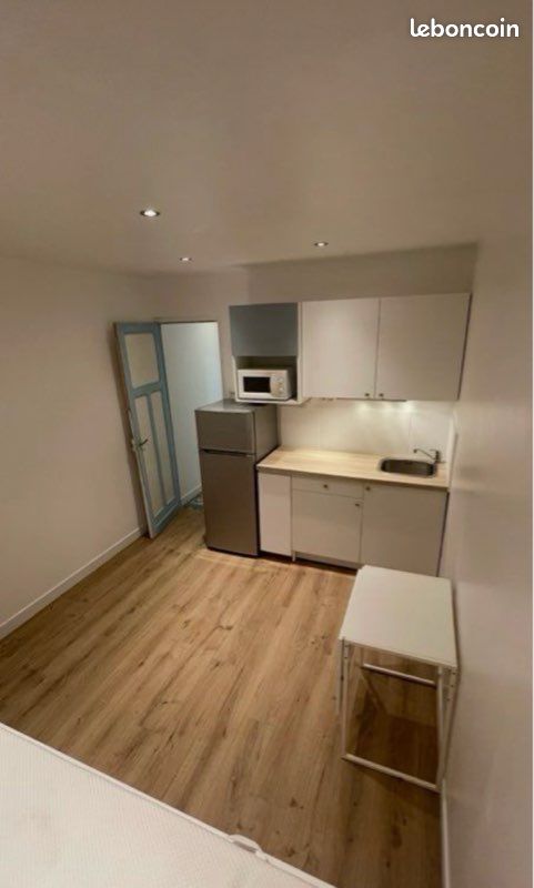 Appartement 1 pièce 18 m² · à Clamart · 18 m² · 710 €/mois