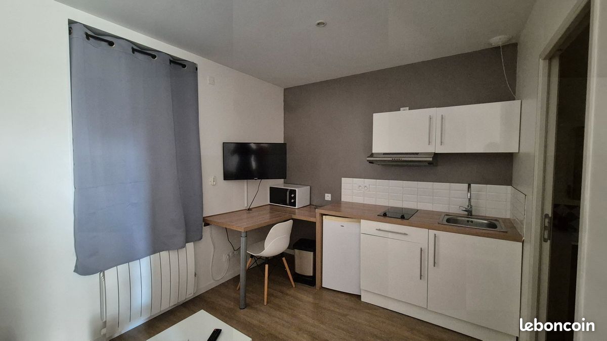 Appartement a louer roanne - 1 pièce(s) - 22 m2 - Surfyn
