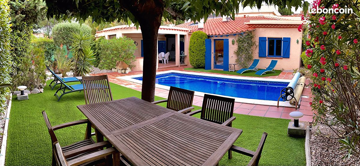 RARE, A 100 m de la plage, VILLA méditerranéenne avec PISCINE, JARDIN et PARKING privé clos (image 1)