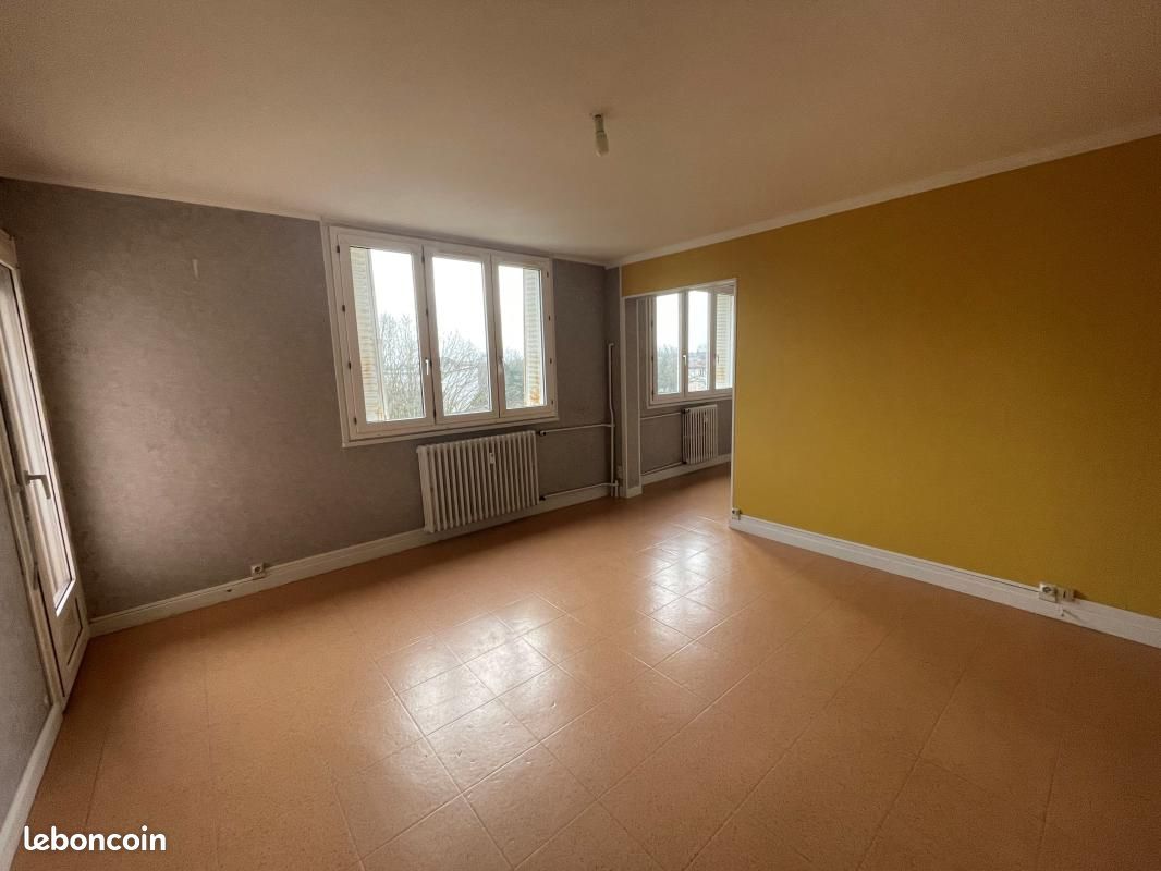 Appartement 4 pièces 65 m² · à Paray-le-Monial · 65 m² · 585 €