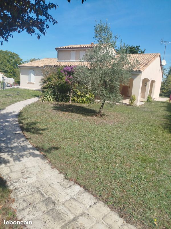Maison 5 pièces 126 m² · à Montmoreau · 126 m² · 198 000 €