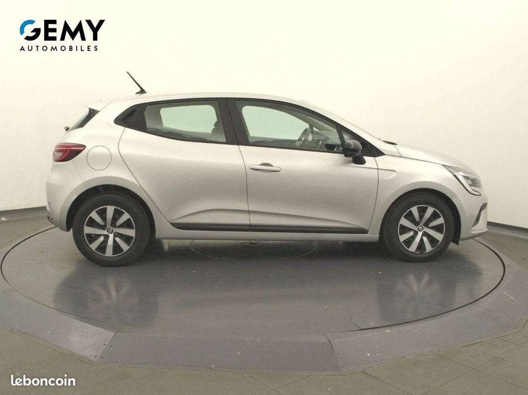 RENAULT Clio TCe 90 Equilibre (image 4)