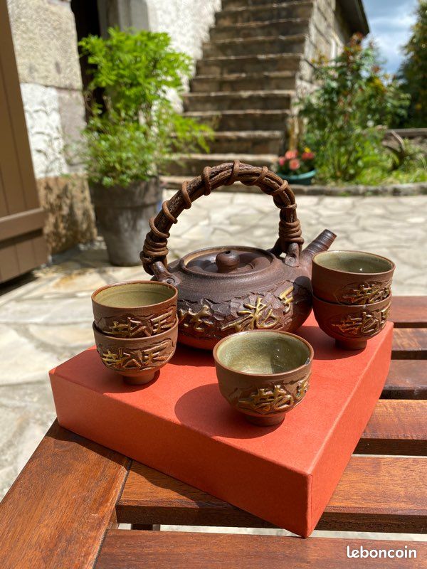 Service à saké japonais (image 1)