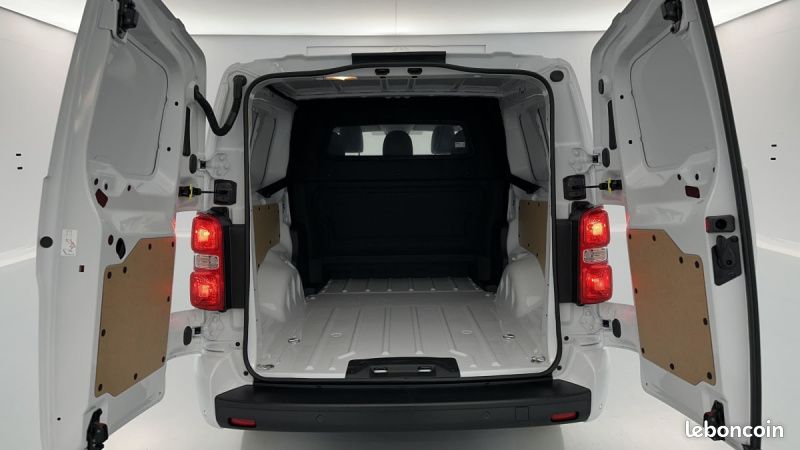 Peugeot Expert CA XL 2.0 BlueHDi 180ch EAT8 (image 9)
