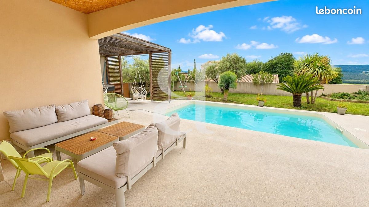 Maison 5 pièces 220 m² · à Saint-Maurice-sur-Eygues · 220 m² · 520 000 €