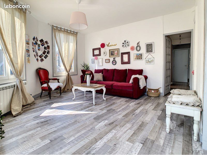 Appartement 3 pièces 60 m² · à Elbeuf · 60 m² · 75 000 €