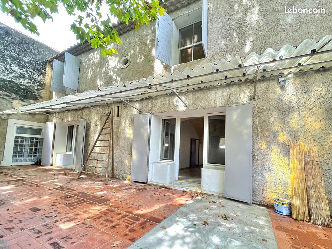 Maison 4 pièces 140 m² · à Maussane-les-Alpilles · 140 m² · 295 000 €