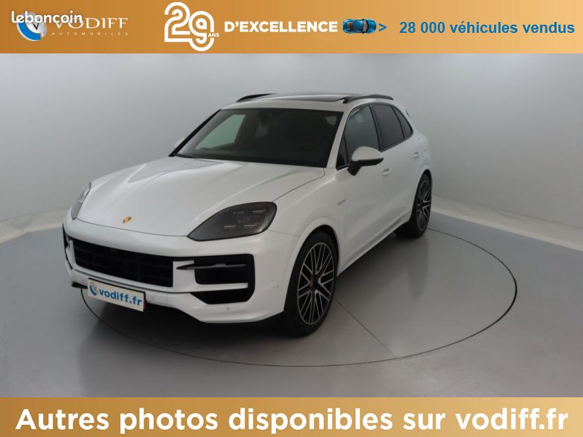Porsche Cayenne E-HYBRID 470 CV (image 24)