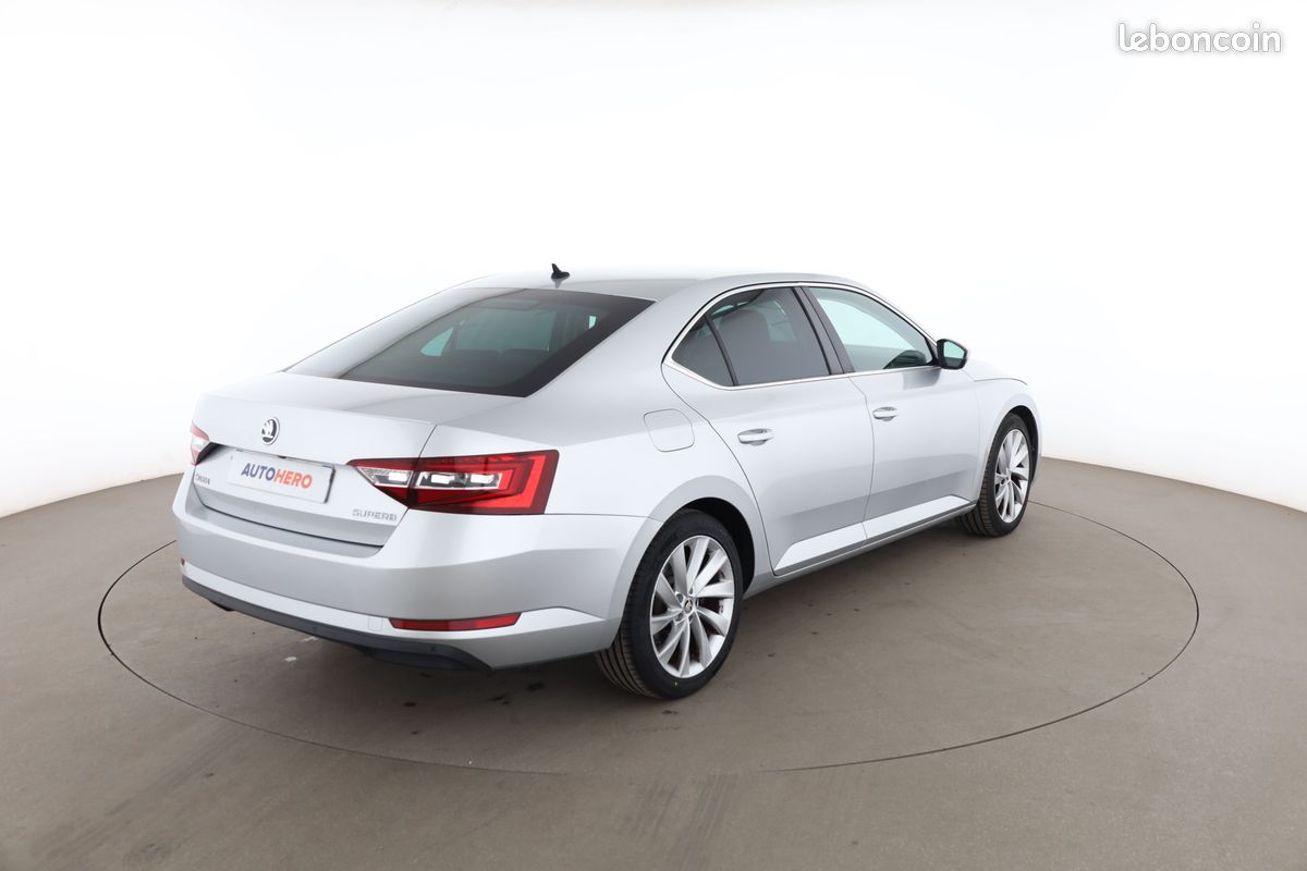 Skoda Superb 2.0 TDI Style DSG 150 ch (image 3)