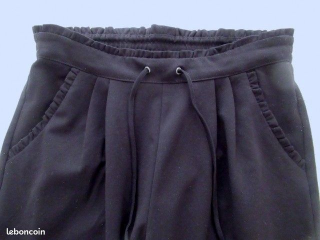 Pantalon noir avec poches T 42 " JDY" Maille fluide (image 2)