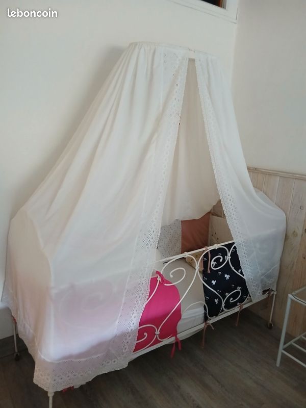 Lit bébé (image 1)