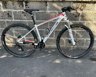 VTT Rocky Mountain Vertex 930 Taille M 29 pouces Vélos