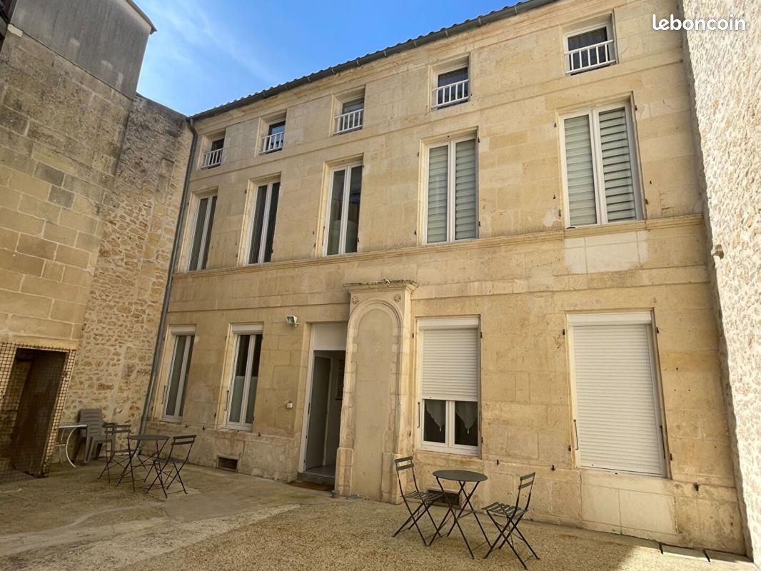 Immeuble 8 pièces 99 m² · à Rochefort · 99 m² · 349 650 €
