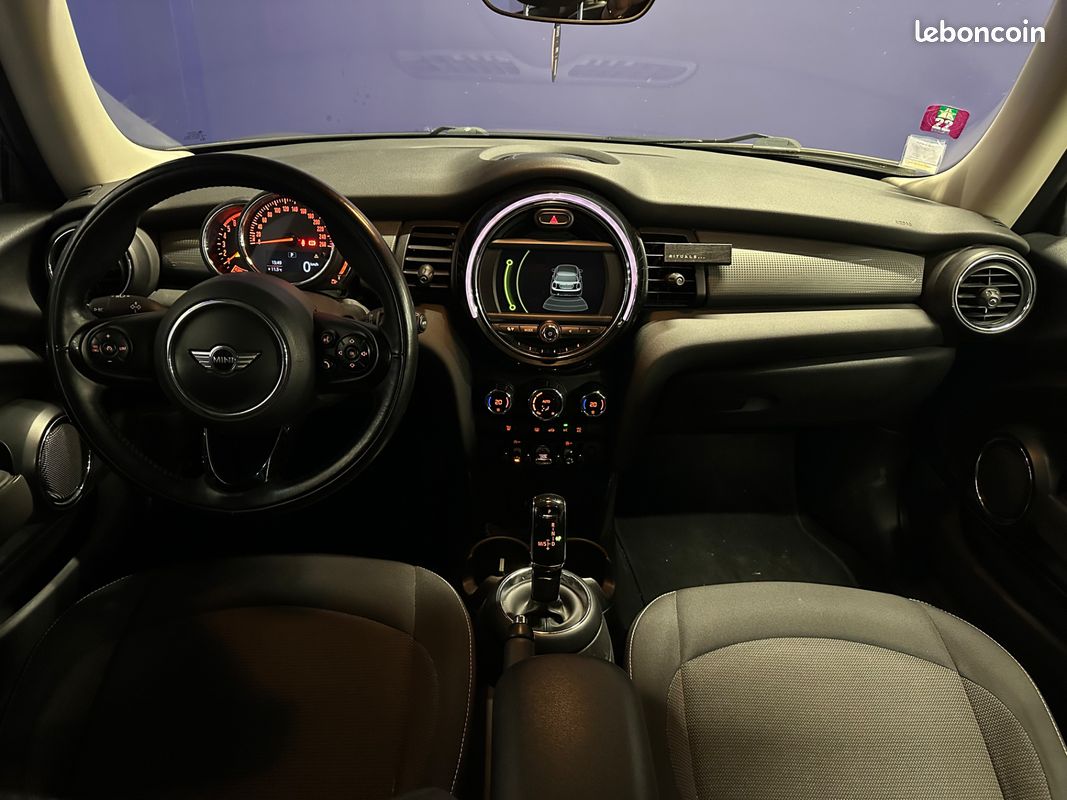 Mini Business 1.5 D 116ch - 2018 - Boîte auto-Climatisation (image 14)