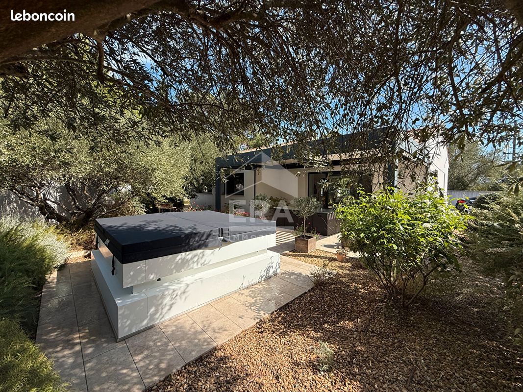 Maison 4 pièces 92 m² · à Saint-Maximin-la-Sainte-Baume · 92 m² · 575 000 €