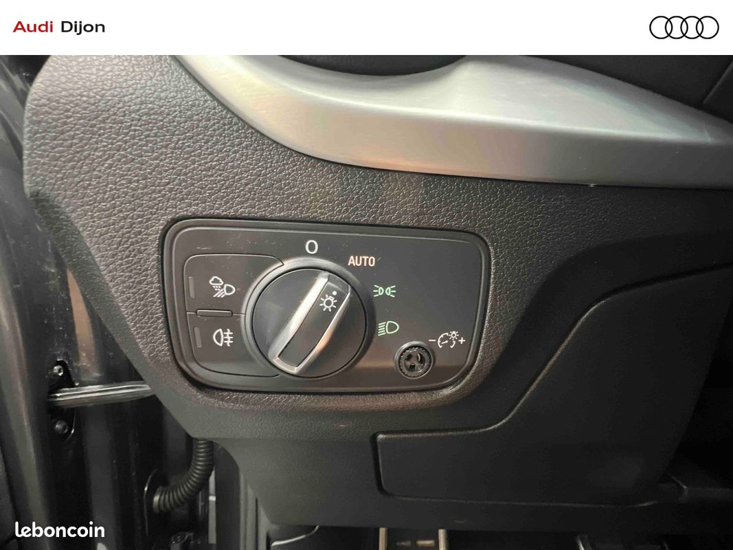 AUDI Q2 35 TFSI 150 S tronic 7 S line (image 18)