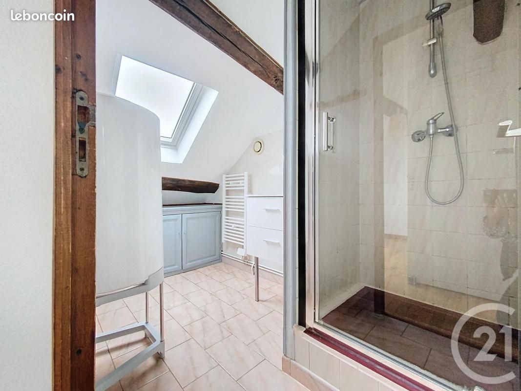 Appartement a louer chalons-en-champagne - 2 pièce(s) - 77 m2 - Surfyn