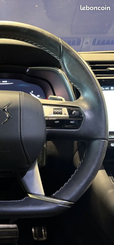 DS DS 7 E-TENSE 225ch Bastille - Origine France / CarPlay / Suivi complet / Caméra 360° / Hayon électrique et main libre / Keyless Go / Gris Laqué / Pack Drive Assist (image 13)