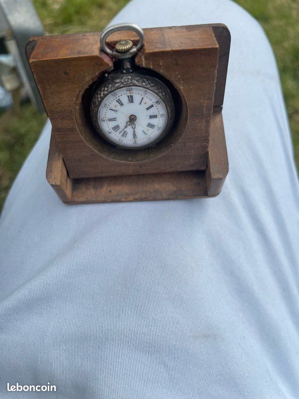 Boîte De Montre à Gousset Ancienne, En Bon état Général Avec Vitre Opaque