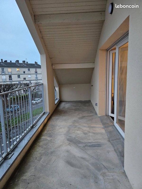 Appartement 4 pièces 96 m² · à Melun · 96 m² · 1 350 €/mois