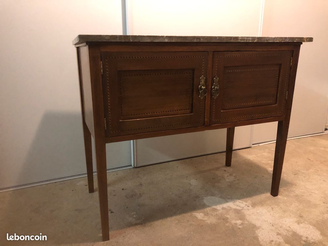 Commode (image 1)