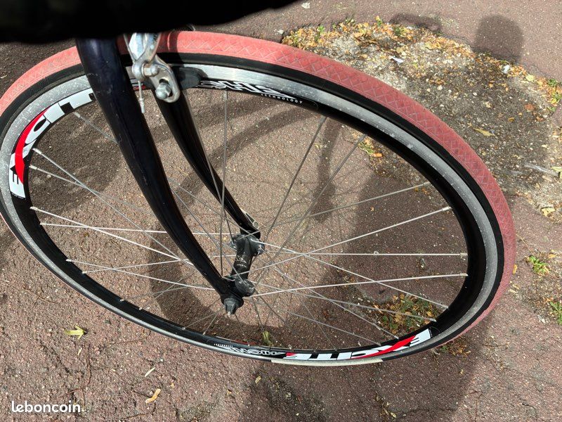 Vélo de course Interom Campagnolo aluminium (image 10)