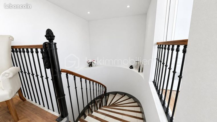 Duplex 5 pièces 128 m² — 8