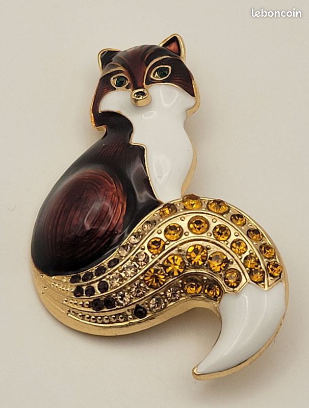 Broche Renard Fantaisie Avec Strass – Élégante Et Originale
