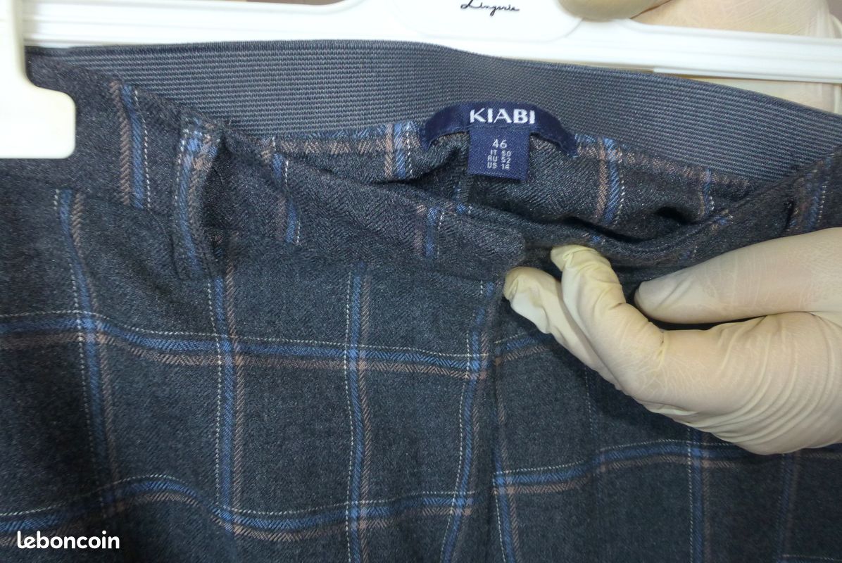 Pantalon gris à carreaux (image 3)
